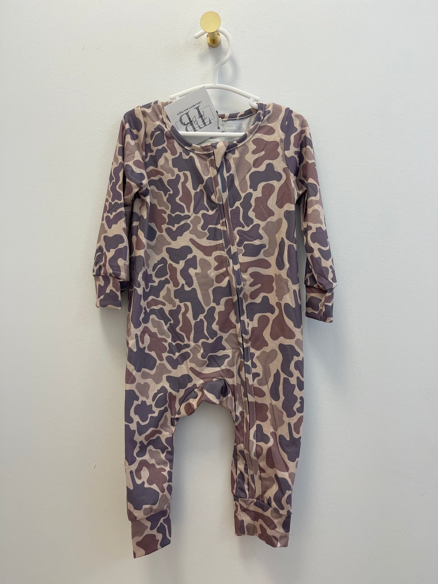 Camo Sleeper